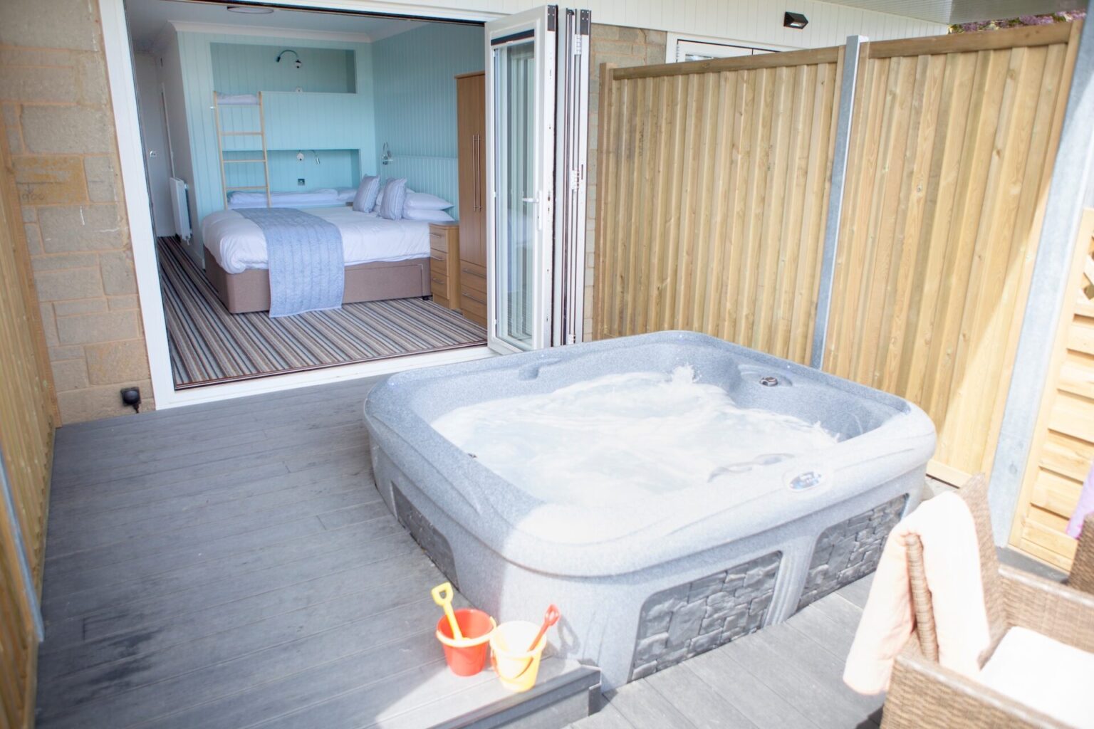 Superior Garden Room with Hot Tub - - Superior Garden Room with Hot Tub