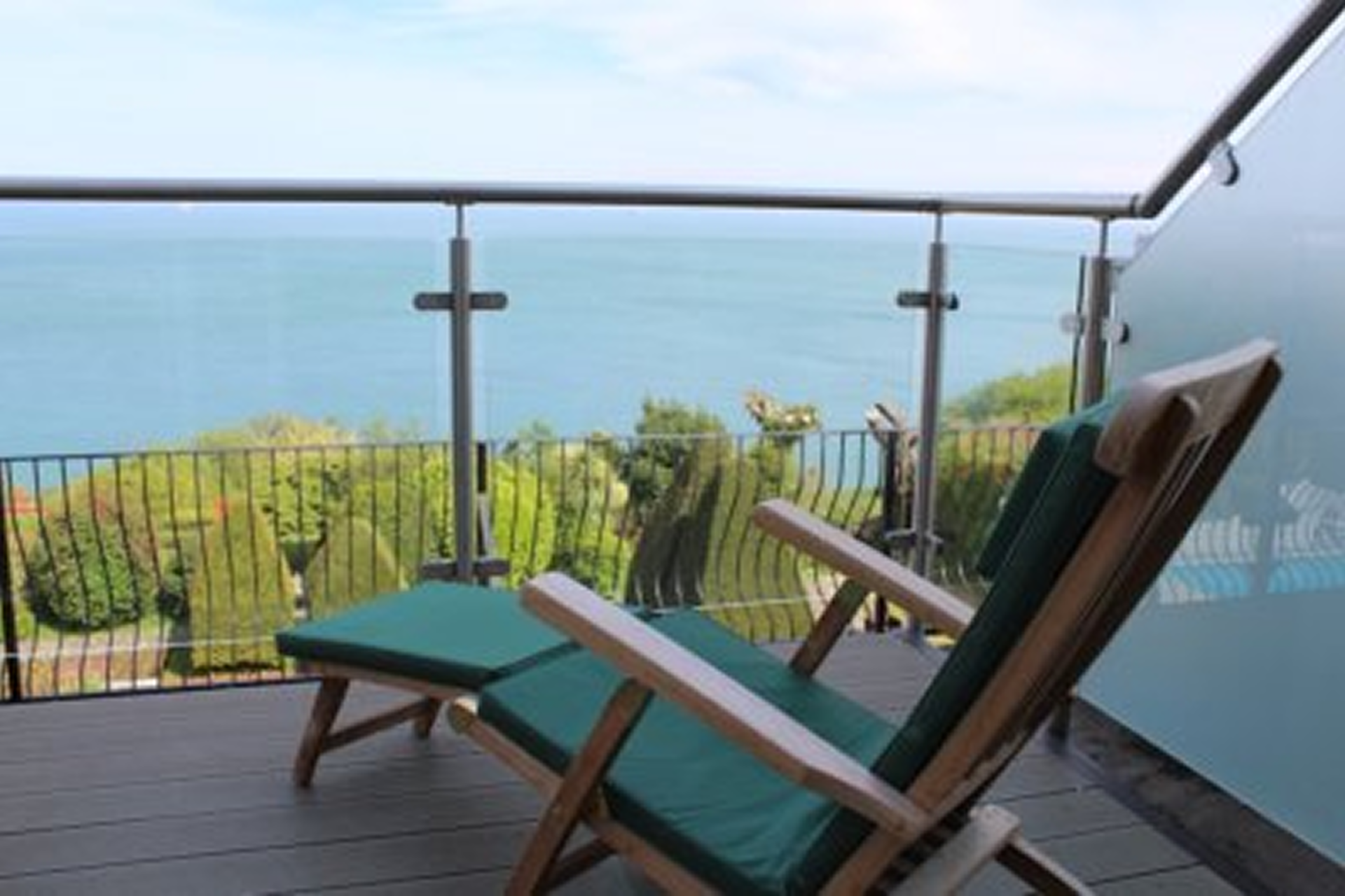 Executive Suite - - Executive Suite